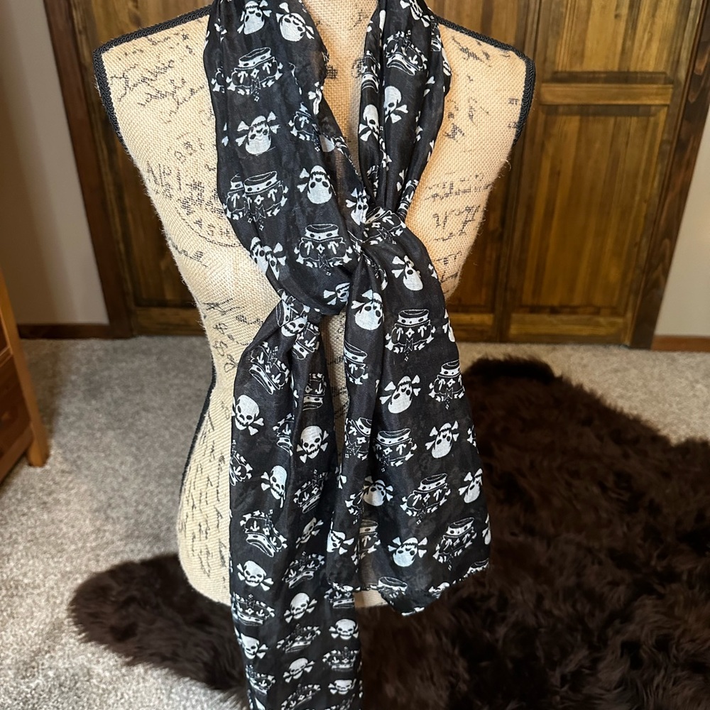 Black and white skull scarf